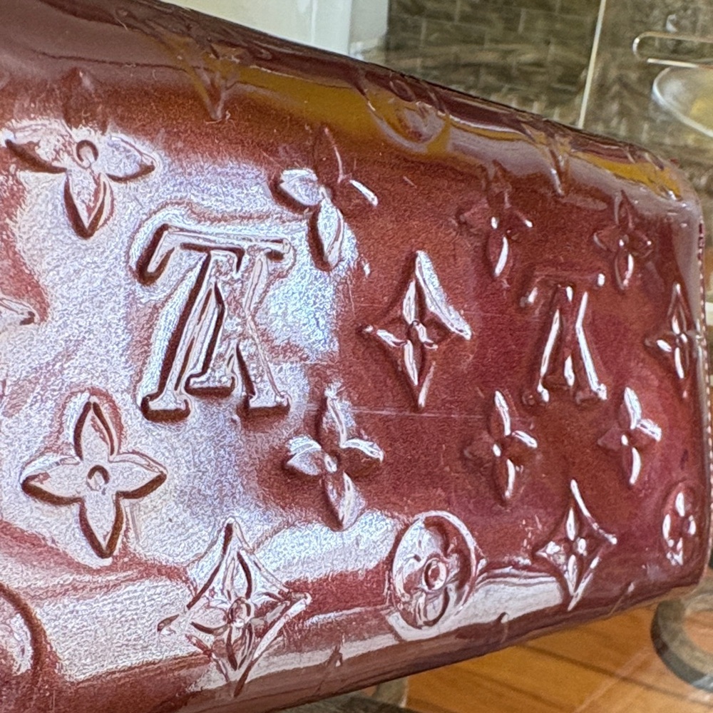 Authentic Louis Vuitton Burgundy Patent Leather Vernis Wallet - Picture 15 of 16